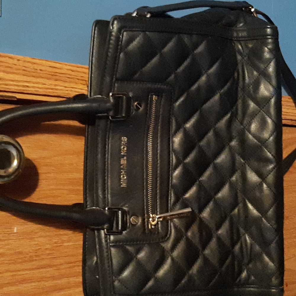 Hand bag